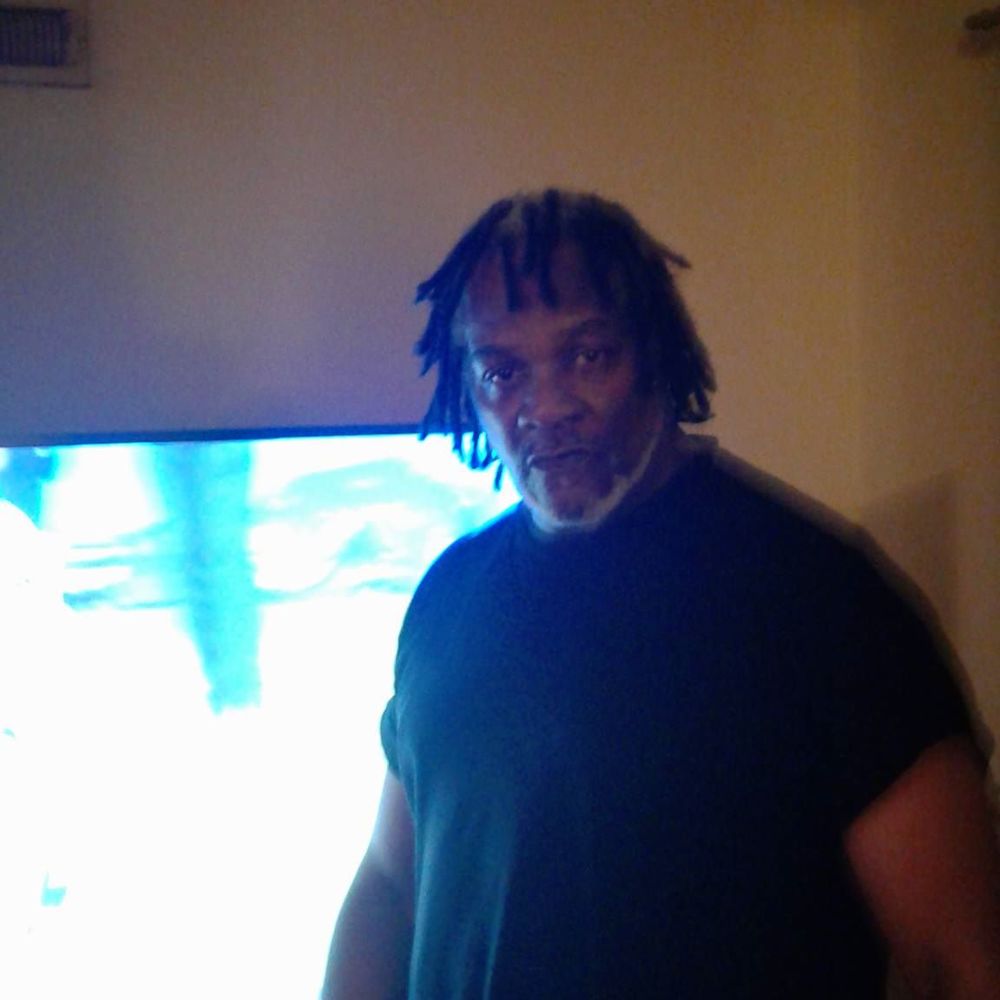 Meet your Posher, Larry